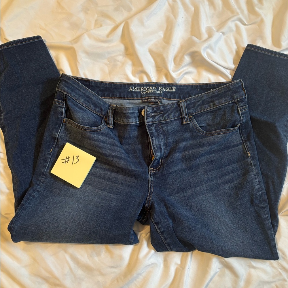 American Eagle Outfitters Women's Dark Blue Straight Leg Jeans